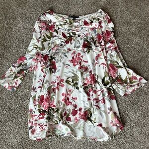 Floral Print Women's XL Top. Brand New! N Touch